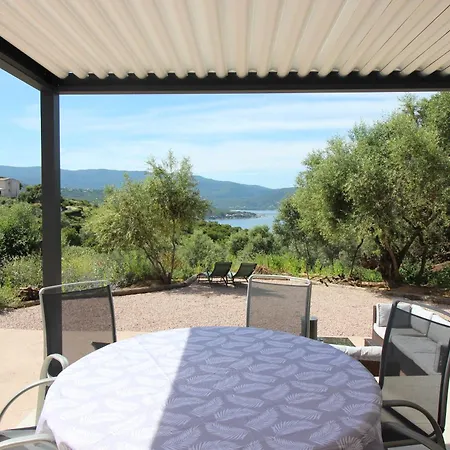 Villa Piscine Privee 100m2 6 Pers Scandola Les Terrasses De Ruppione