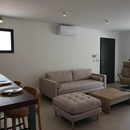 Piscine Privee 100m2 6 Pers Scandola Les Terrasses De Ruppione Pietrosella